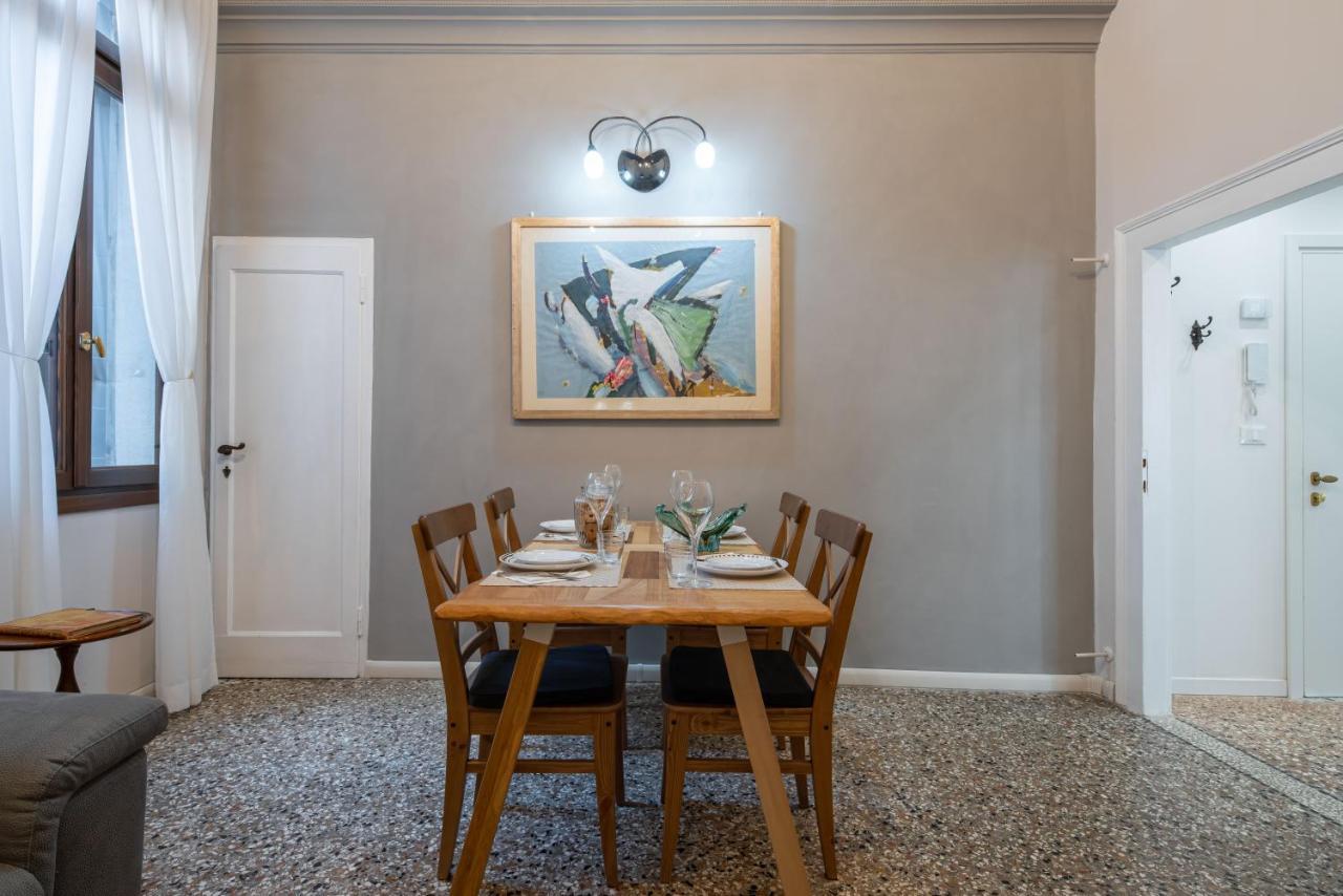 Apartment Sisila Velence Kültér fotó