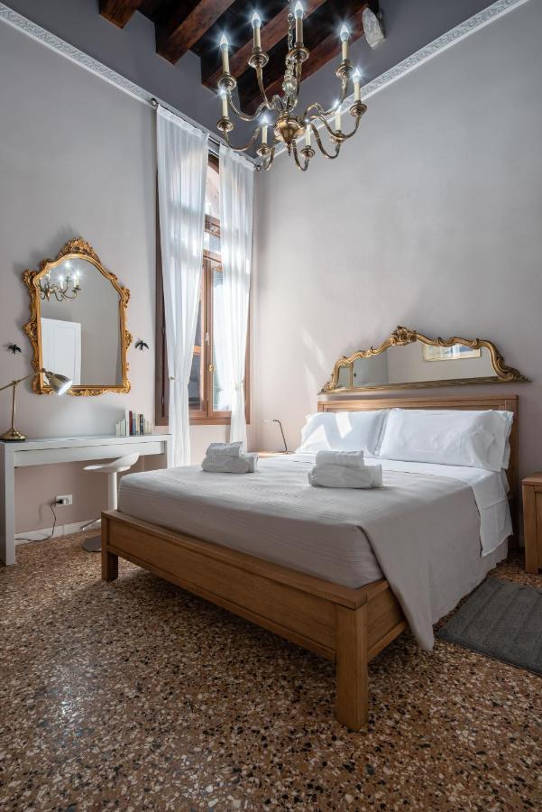 Apartment Sisila Velence Kültér fotó