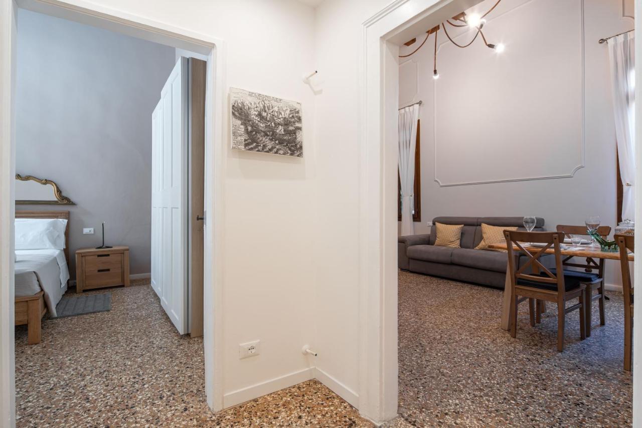 Apartment Sisila Velence Kültér fotó