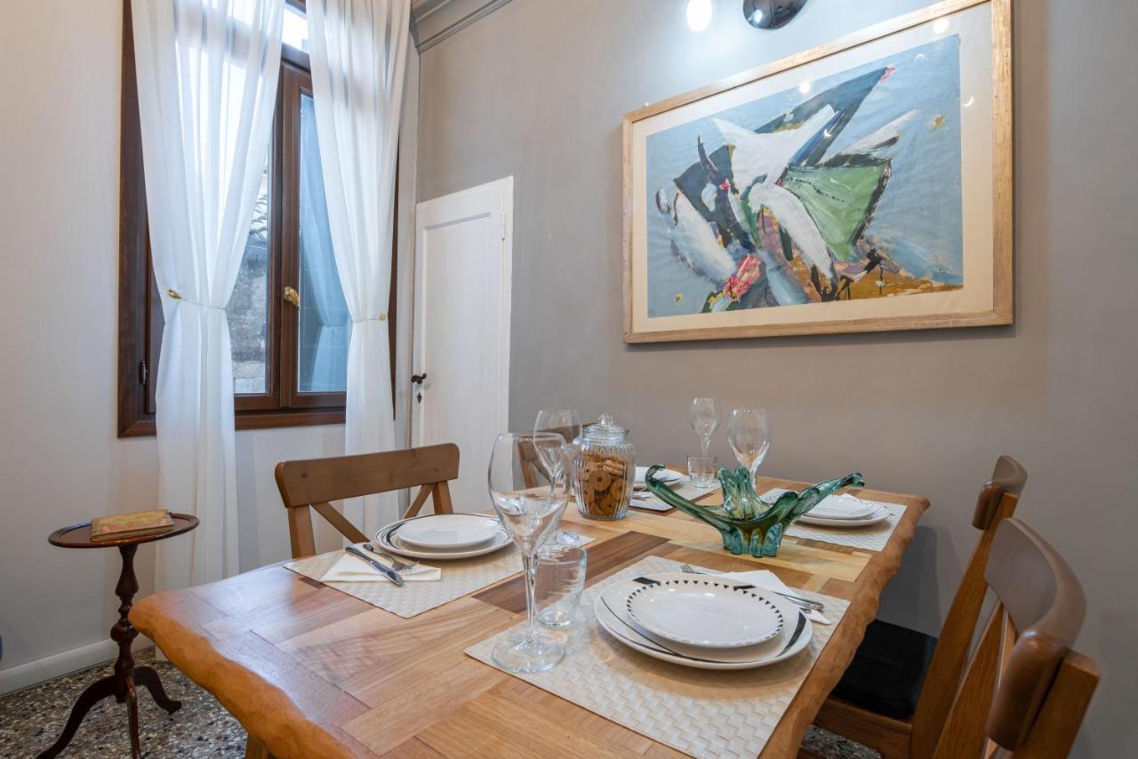 Apartment Sisila Velence Kültér fotó