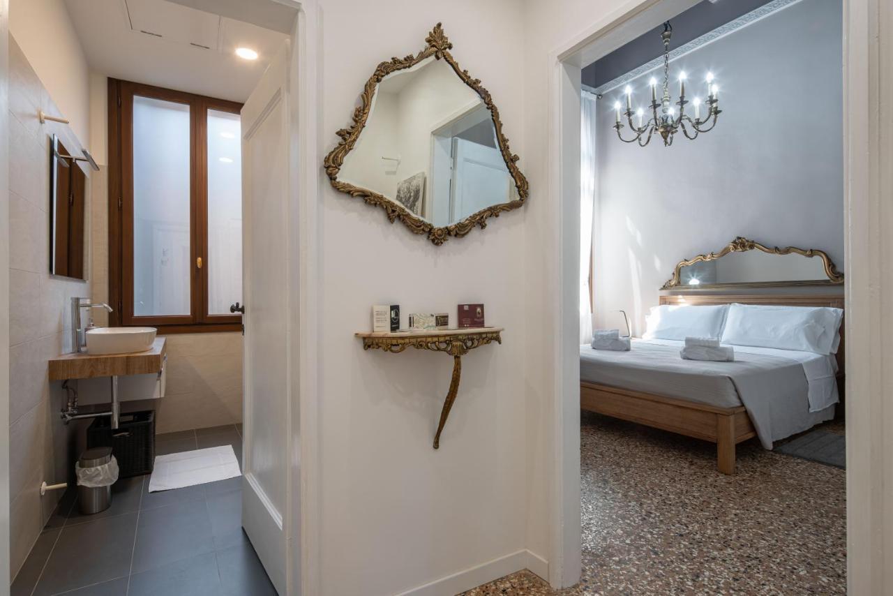 Apartment Sisila Velence Kültér fotó